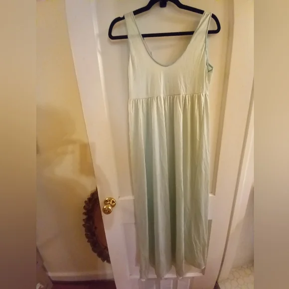 Mint blue vintage medium maxi nylon nightgown with flower - Picture 5 of 6